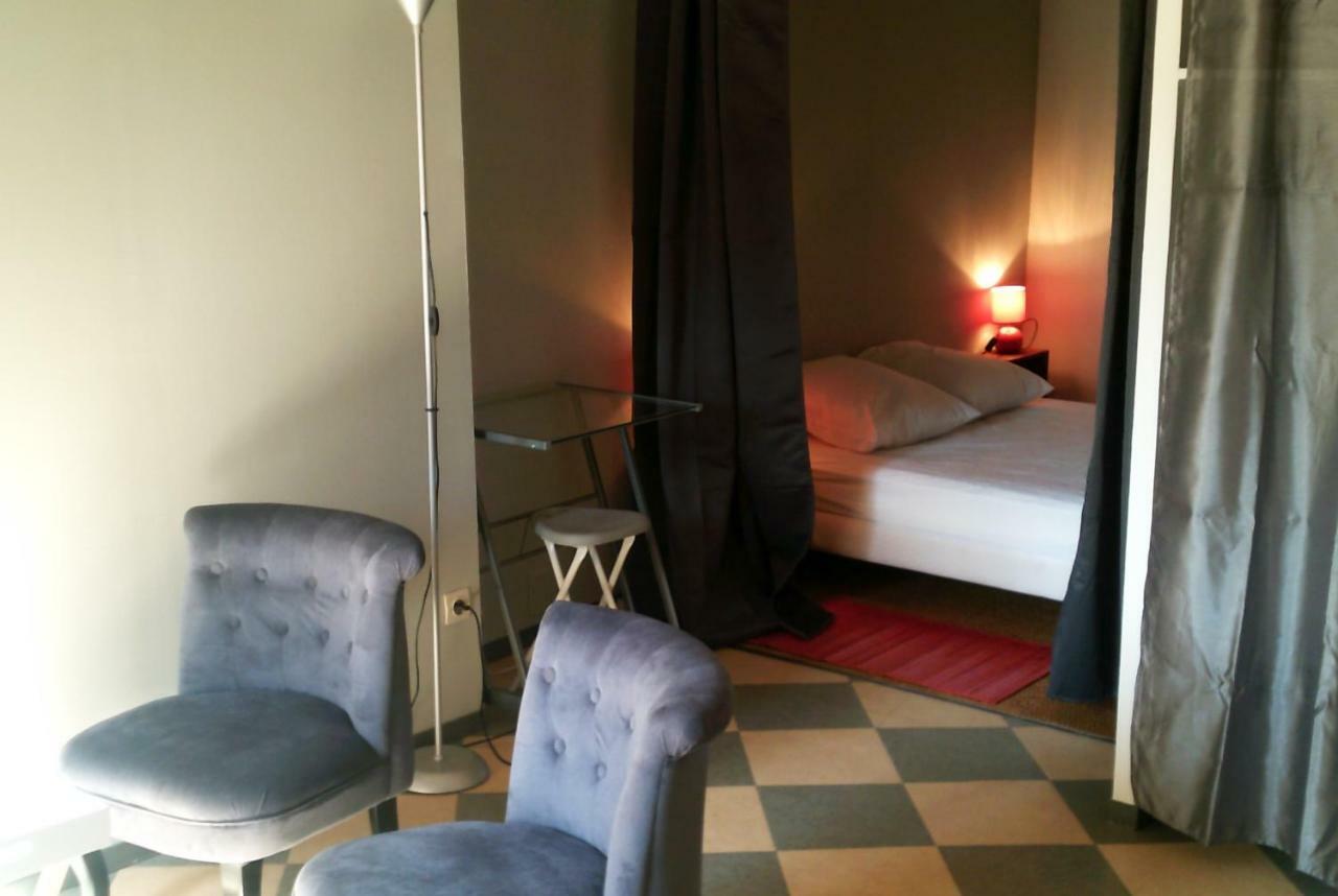 Charmant Studio Vieux Mans / Centre Льо Ман Екстериор снимка
